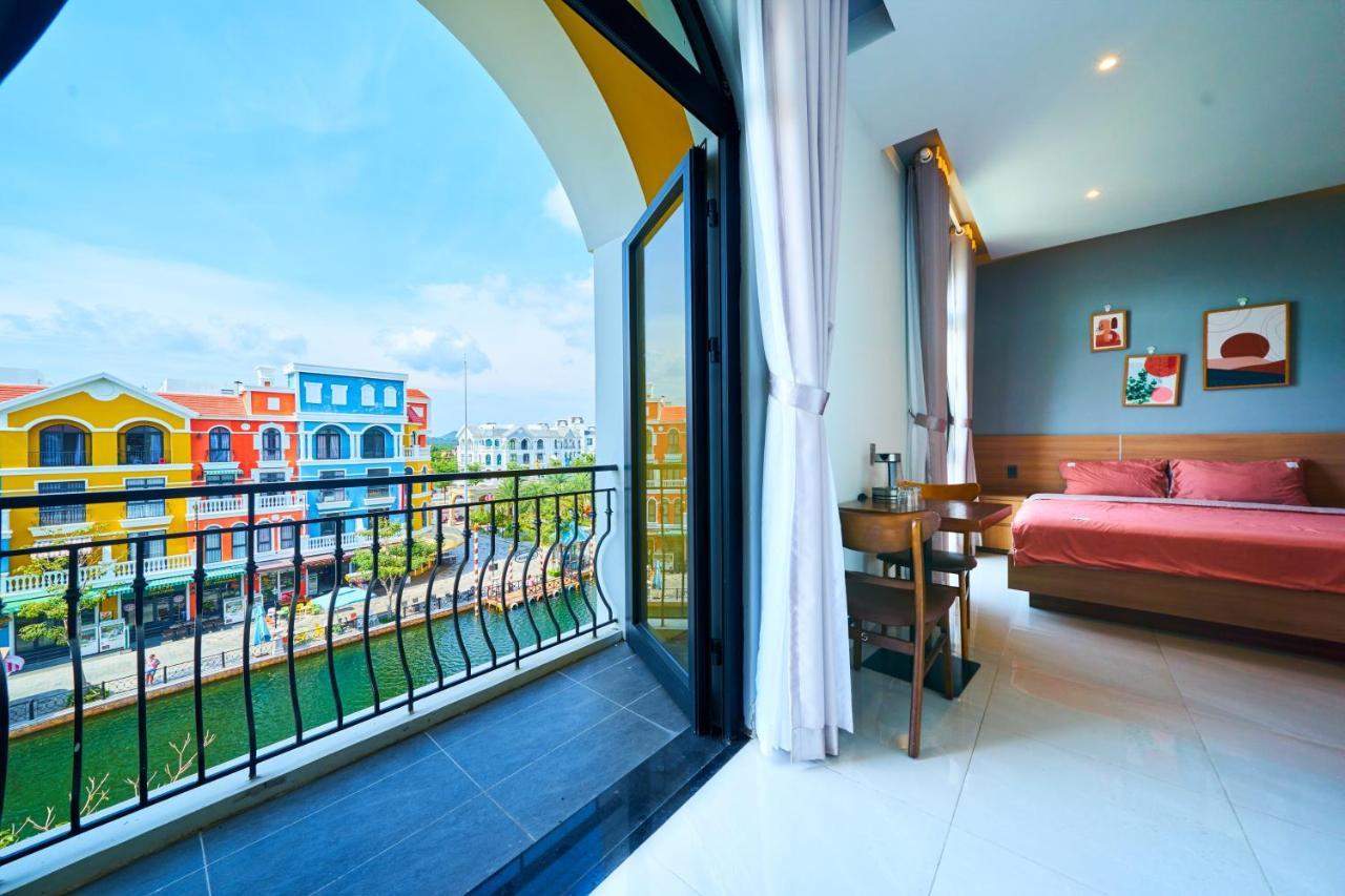 Lia Homestay Grand World Phu Quoc - Sunny Venice Apartment Exterior photo